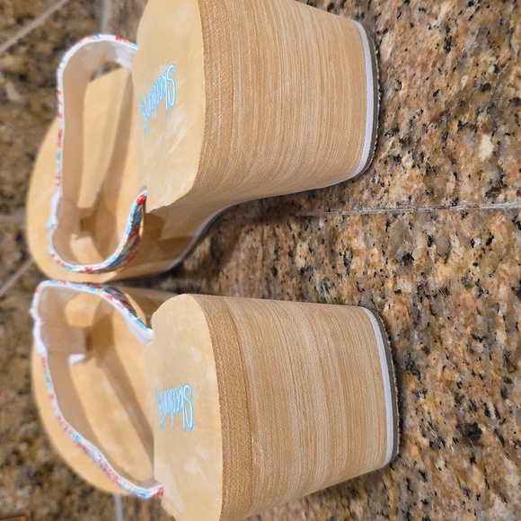 Skechers Floral Sandals - SZ 9.5 - Picture 6 of 9